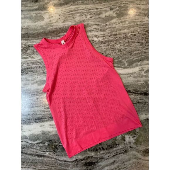 lululemon athletica Tops - Pink Lululemon Tank Top Size 4